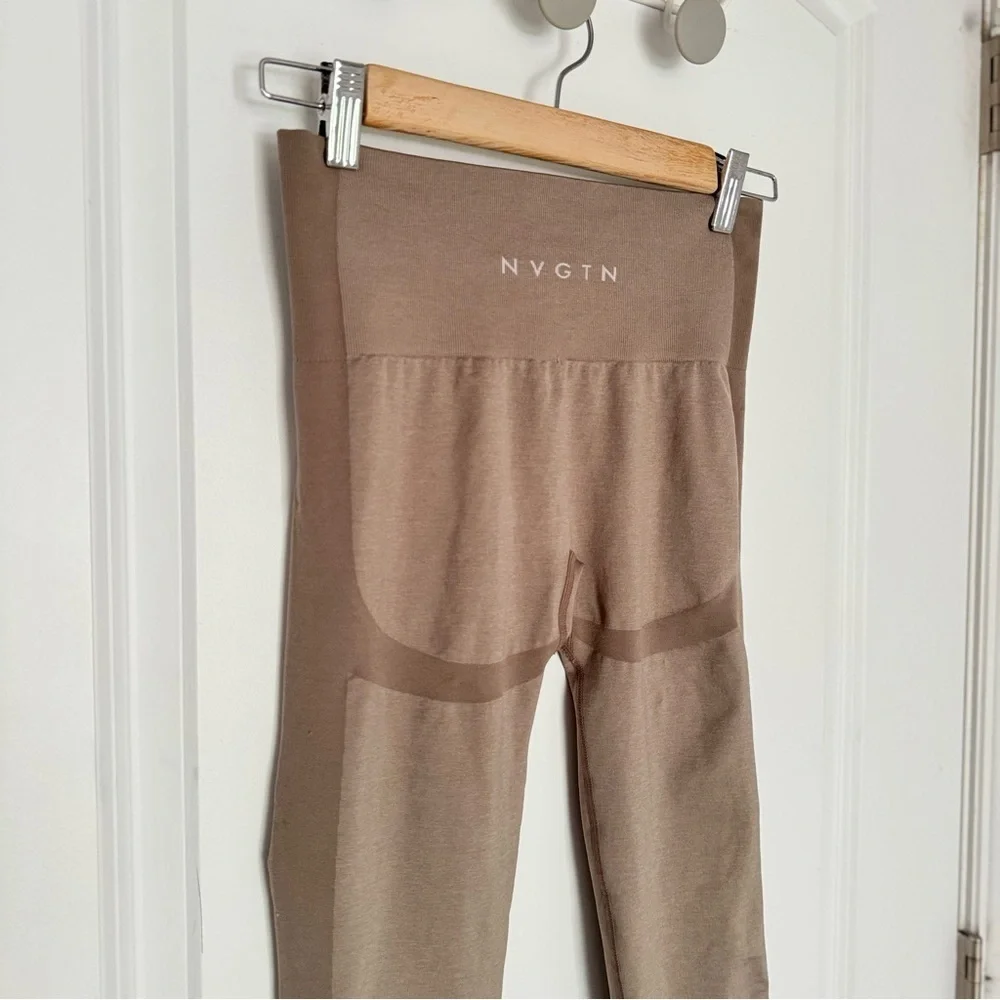 NVGTN TAUPE CONTOUR SEAMLESS LEGGINGS size S - Picture 2 of 5